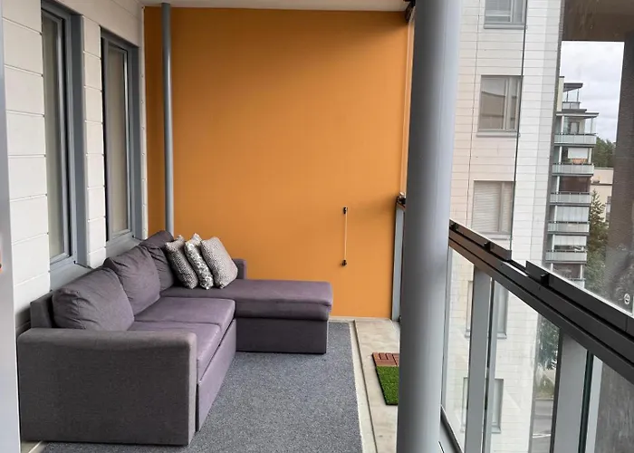 Aurinkolahti Modernlux Sleeps 3 Heated Ev Parking Balcony *