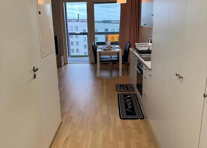 Aurinkolahti Modernlux Sleeps 3 Heated Ev Parking Balcony هلسنكي