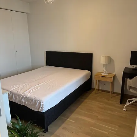 公寓 Aurinkolahti Modernlux Sleeps 3 Heated Ev Parking Balcony 赫尔辛基