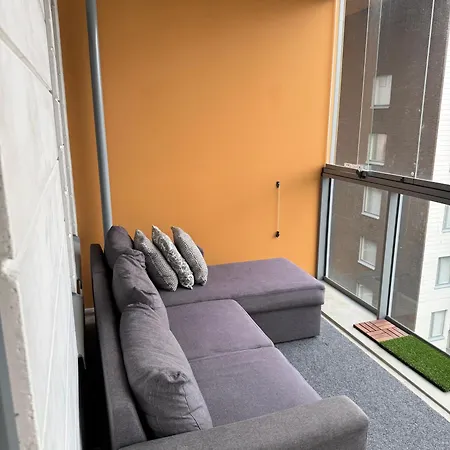 公寓 Aurinkolahti Modernlux Sleeps 3 Heated Ev Parking Balcony 赫尔辛基